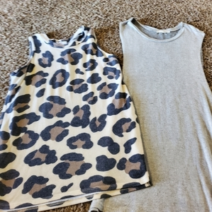 Tank tops‎ x 3